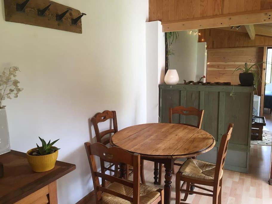 Lerable Pourpre De La Grotte Au Lion Villa Arbon Екстериор снимка