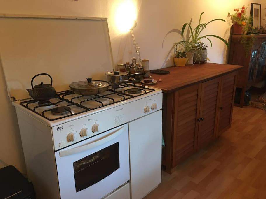 Lerable Pourpre De La Grotte Au Lion Villa Arbon Екстериор снимка